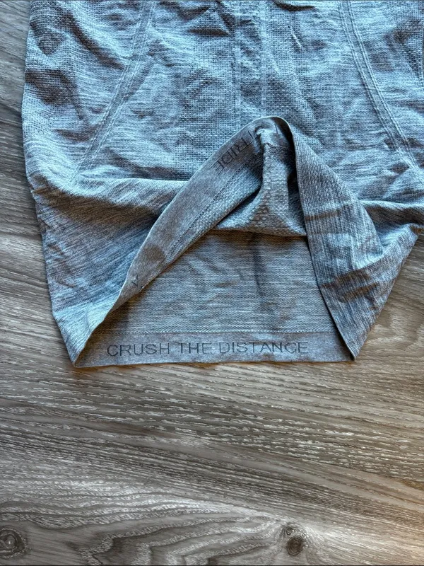 Lululemon Athletica Heather Gray Tank Top. Size 4 - Image 4
