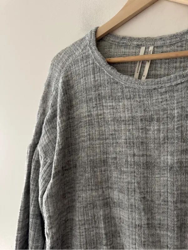 Anthropologie Women's Long Sleeve Drop Shoulder Cinched Hem Pullover Sweater - Image 4