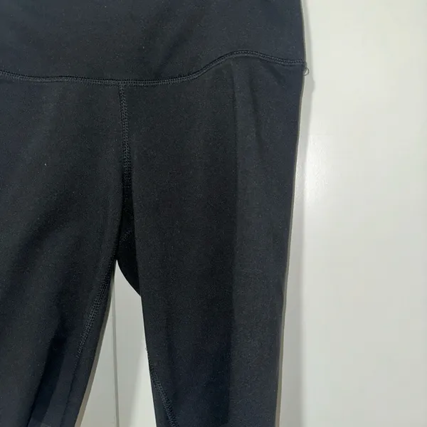 Yogalicious Lux Lightweight Soft Cut-off Biker Shorts S - Image 3