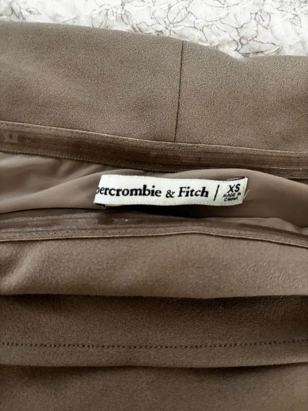 Abercrombie Off-The-Shoulder Top Gray XS - Image 3