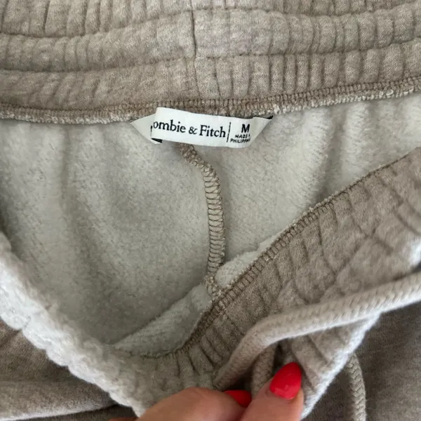 Abercrombie Sunday sweat shorts - Image 3