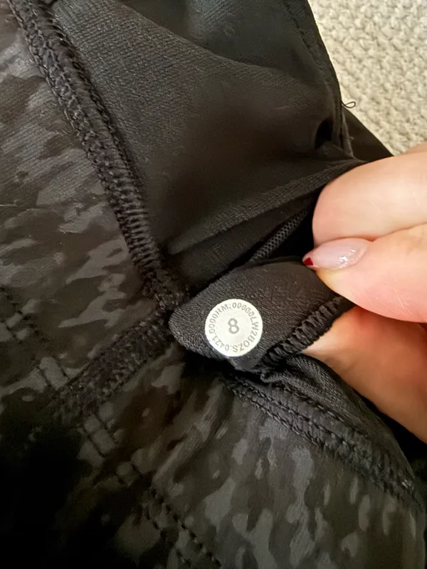 Lululemon sports bra - Image 4