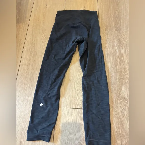 Space Grey Lululemon Leggings - Image 3