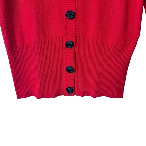 Nue Options Red Knit Cardigan Black Rose Buttons Size L - Image 8