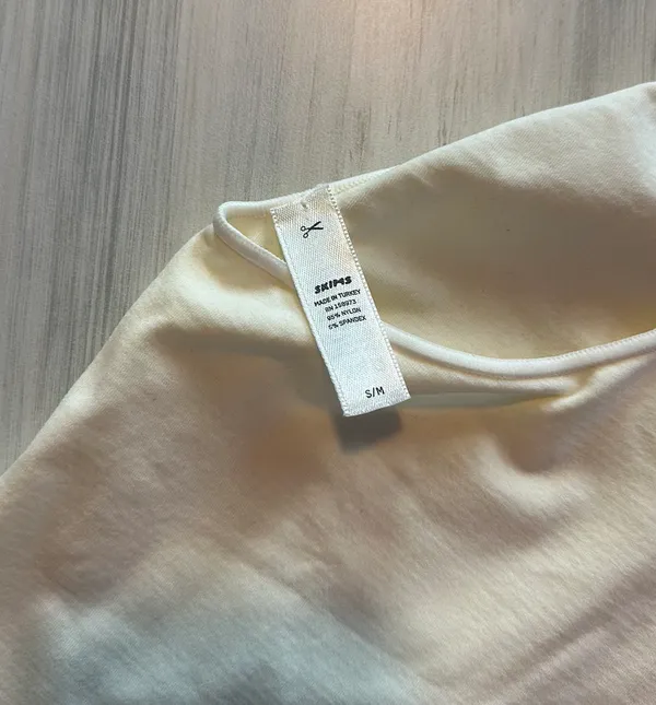 SKIMS Bodysuit - Image 2