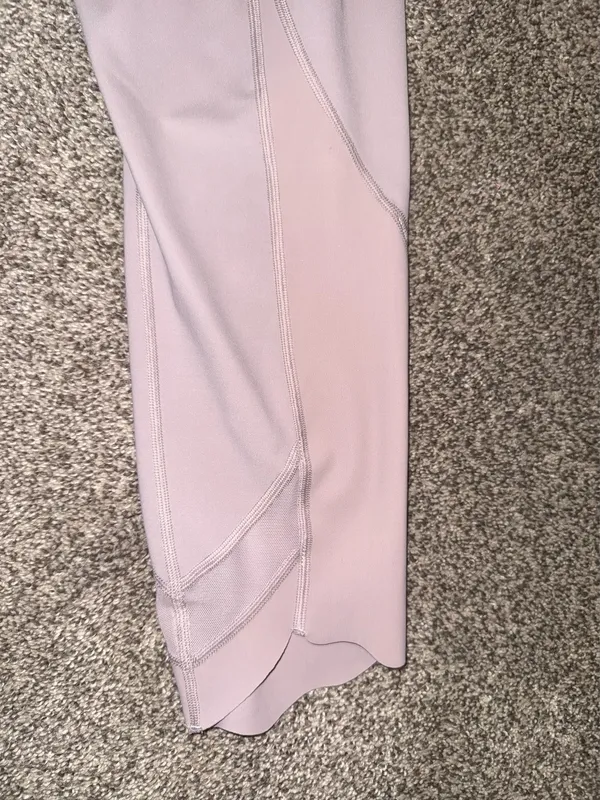 Lululemon Wunder Under High-Rise Crop 23" Scallop Mesh - Image 4