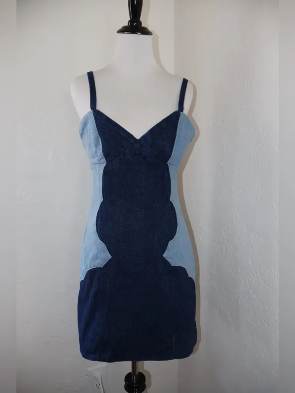 Understated Leather Two-Tone Scalloped Denim Mini Dress small - Image 2