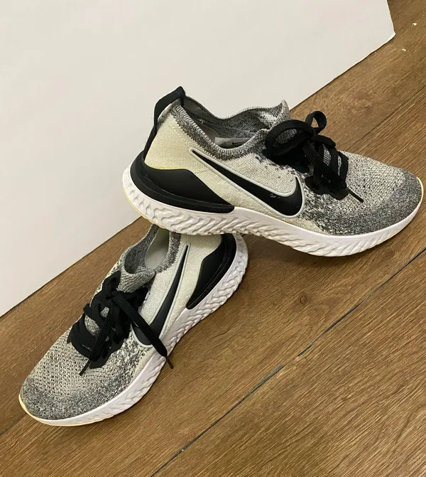 Nike Epic React Flyknit 2 Women's Running Shoes Size 8.5 - Image 7