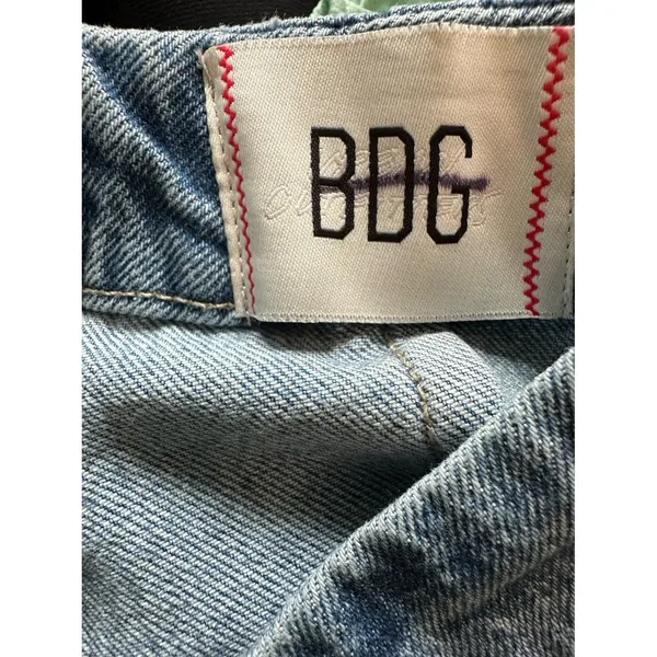 NWOT Urban Outfitter BDG Back Lace Up Light Wash Distressed Flare Jeans 31 - Image 6