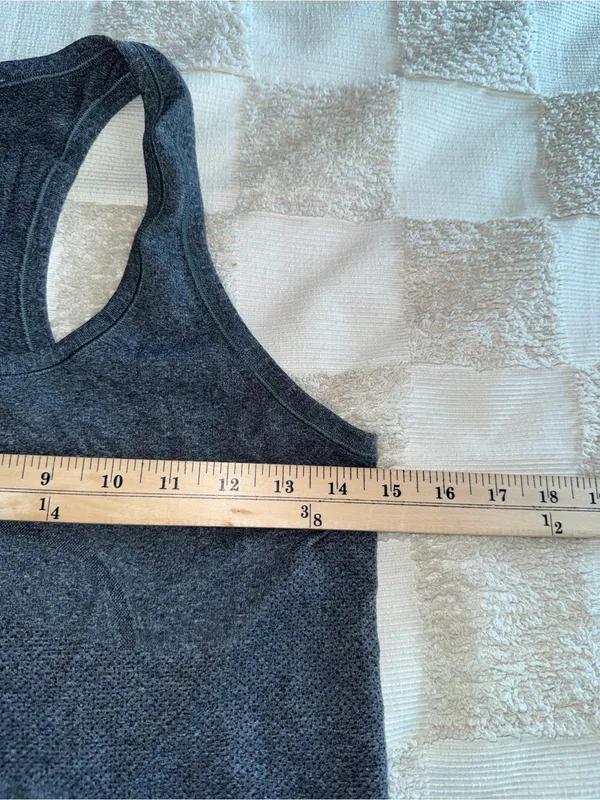 Lululemon Swiftly Tech Tank‎ size 6 - Image 3