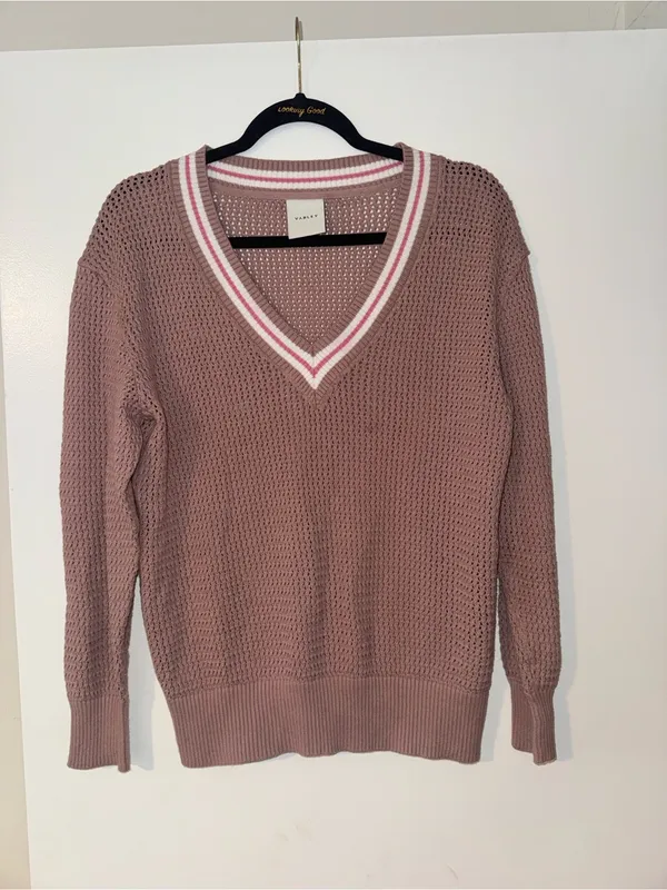 Varley Women’s V-Neck Knit Sweater Brown with Pink & White Detailing NWOT - Image 2