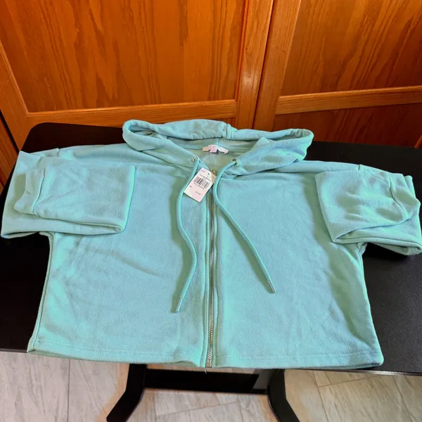 Iris NEW Medium Aqua Blue Cropped Zip Up Hoodie Sweatshirt lightweight NWT - Image 3