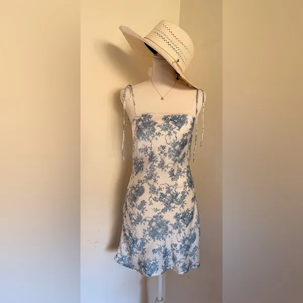 Princess Polly Blue Floral Chemise - Image 4