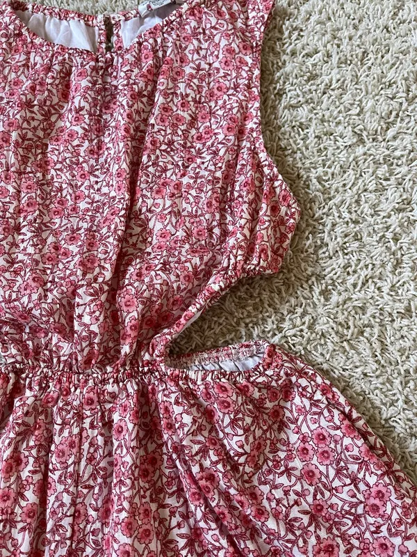 American Eagle Floral Cut Out Romper  - Image 3