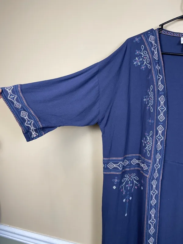 Knox Rose Women’s Boho Embroidered Cross Stitch Blue Kimono Cardigan - Image 4