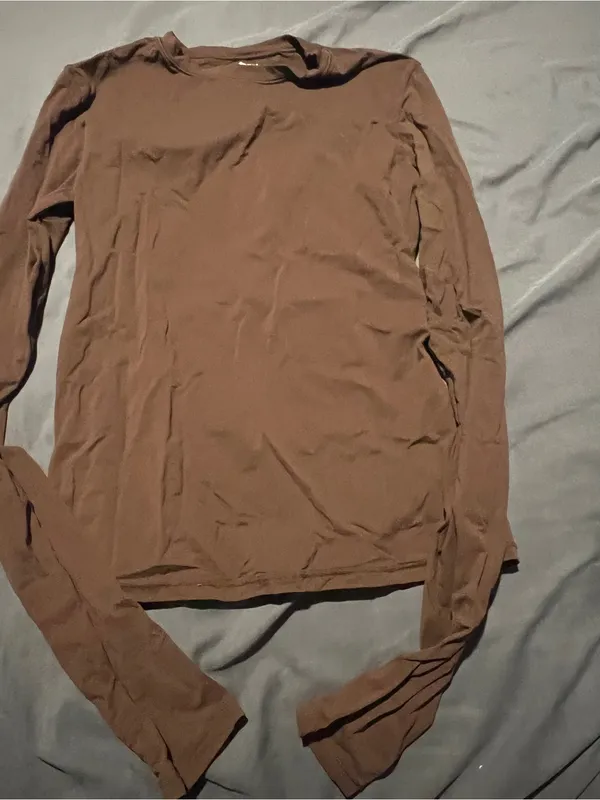 Skims fits everybody brown long sleeve top - Image 5