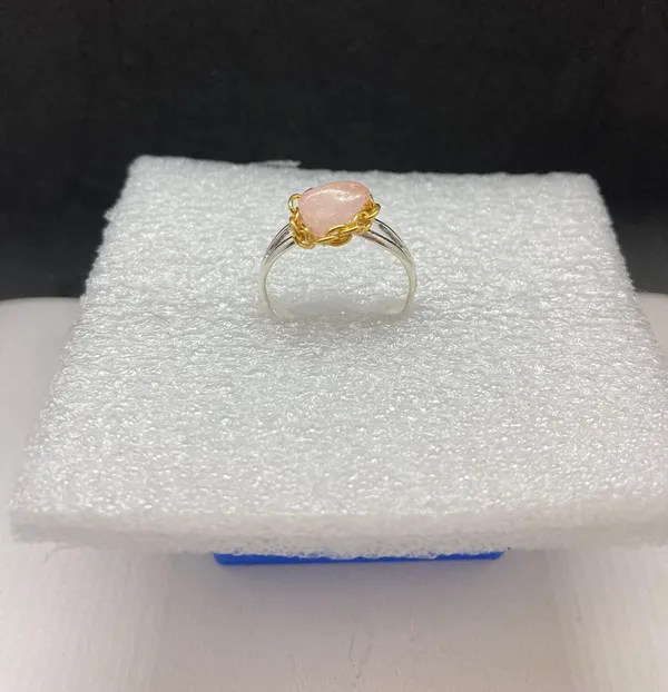 Pink Quartz stainless steel ring with chain - size 6.25 - Image 4