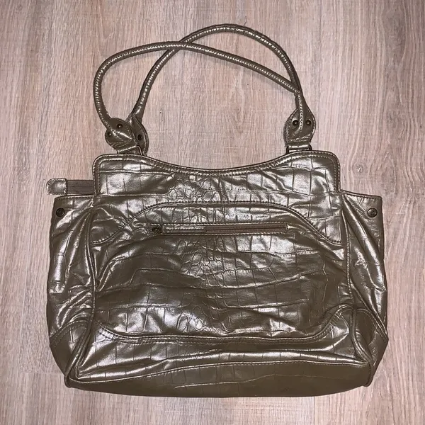 Gold Pewter metallic faux leather buckle handbag - Image 3