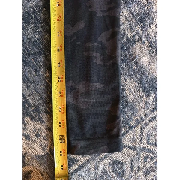 Spanx Crop Leggings Women's Medium Black Gray Camo Look At Me Now Seamless NEW - Image 5