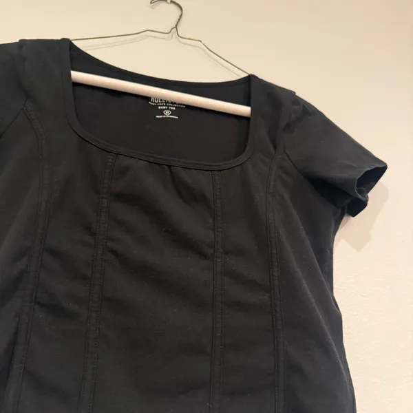 Hollister Black Corset Baby Tee - Image 4