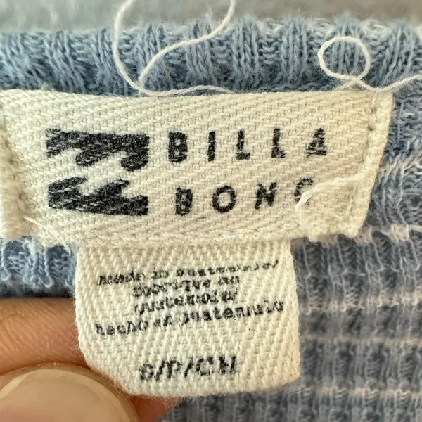 • Billabong • Women’s Anyday Henley Top Size Small - Image 3