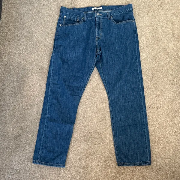 Levi’s Medium Dark Wash Middy Straight Jeans Size 33 - Image 2