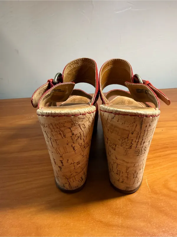 Born Red Leather Slip On Wedge Heel Sandal Gold Buckle Detail Comfort‎ 9/40.5 - Image 5