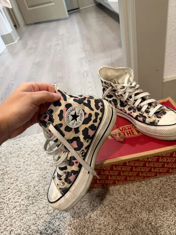 Converse - Image 2