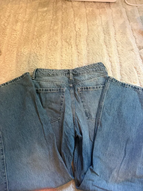 Hollister high rise baggy jeans - Image 2
