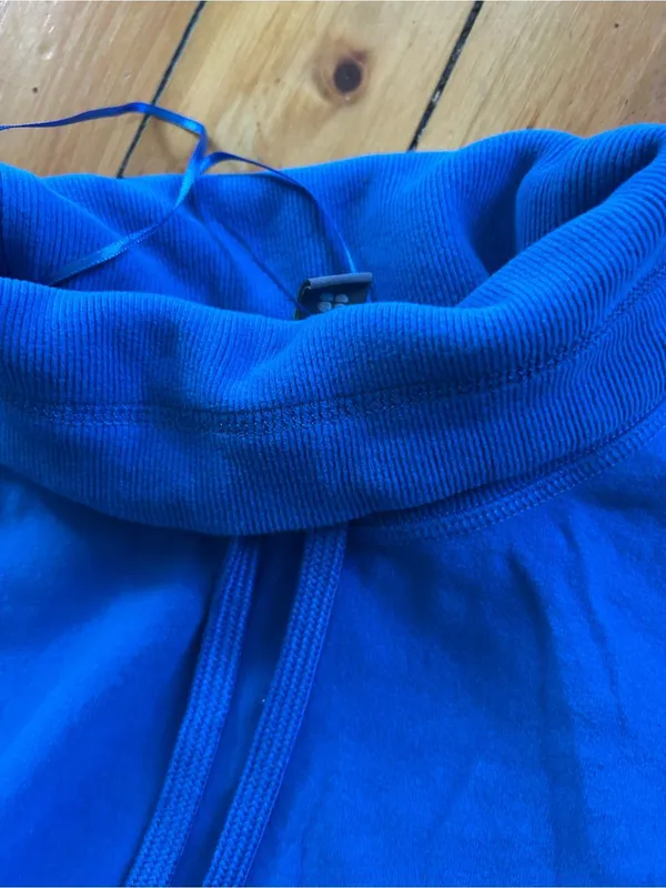 Sweaty Betty Escape Luxe Fleece Hoodie size XS in color lightening blue - Image 5