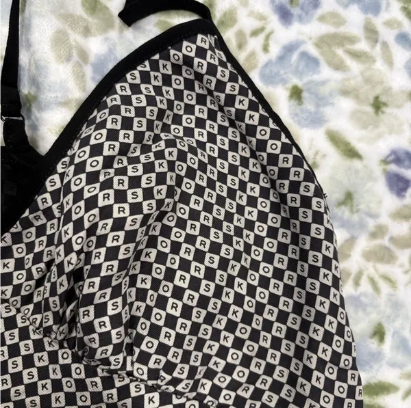 Michael Kors Black & White Pajama Set - Image 4