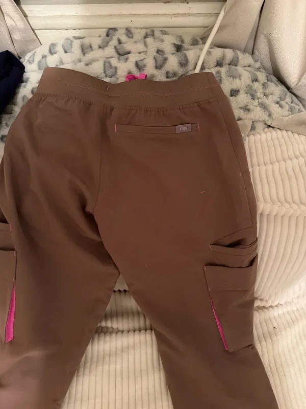 FIGS Zamora 2.0 Jogger Scrub Pants - Image 4