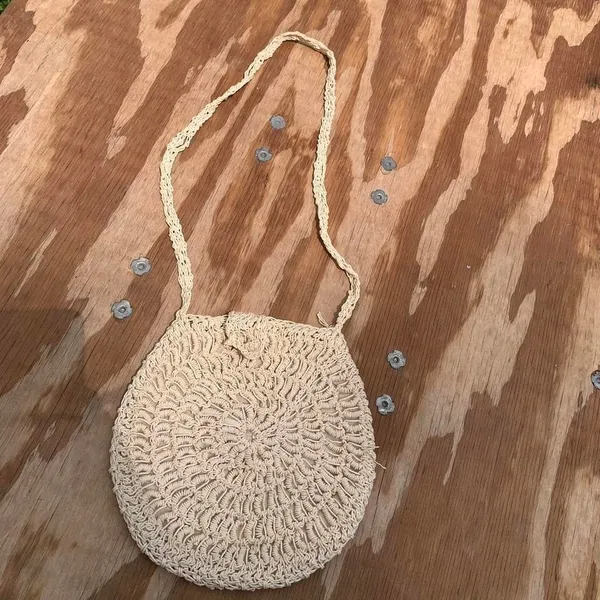 Vintage crochet‎ circle off the shoulder purse - Image 2