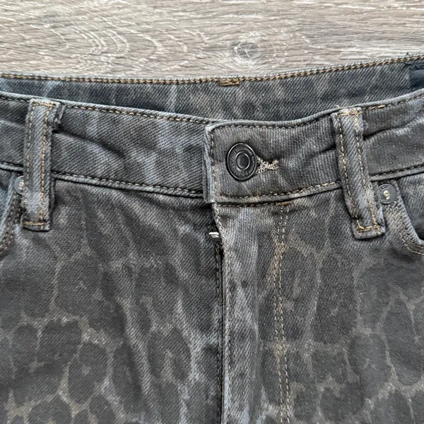 All Saints Gray Leopard Print Jeans 27 High rise Straight Leg Denim Cropped Rock - Image 6