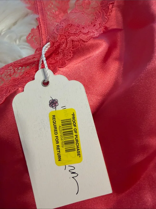 Silky Lace Trim Cami & Shorts Sleep Set - Red top is size L bottom size XL new - Image 3