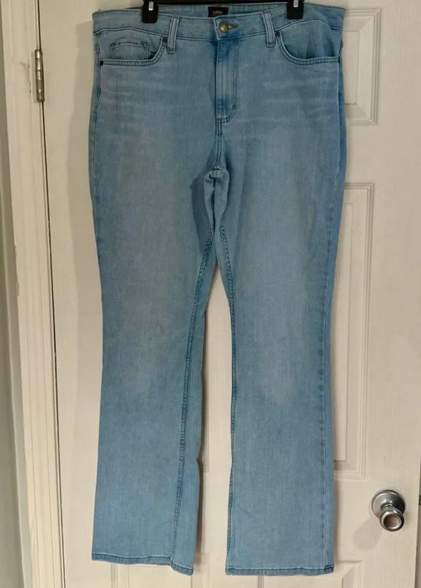 Lee Women's Legendary Mid Rise Bootcut Jean, Stargazing, Size 16 Long Tall - Image 4