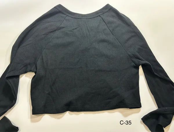Wild Fable Black Waffle Knit Cutout Long Sleeve Crop Top Size XS - Image 6