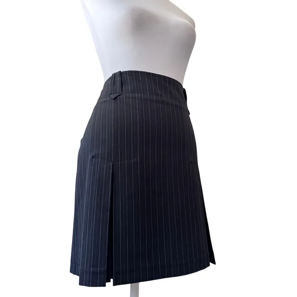 Vintage ‘90s Max Studio Black Pinstripe Pleated Knee Length Skirt w/ Belt Loops - Image 5