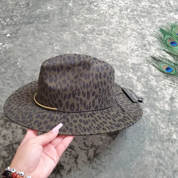 Kendall‎ & Kylie Leopard Green Fedora Hat - Image 3