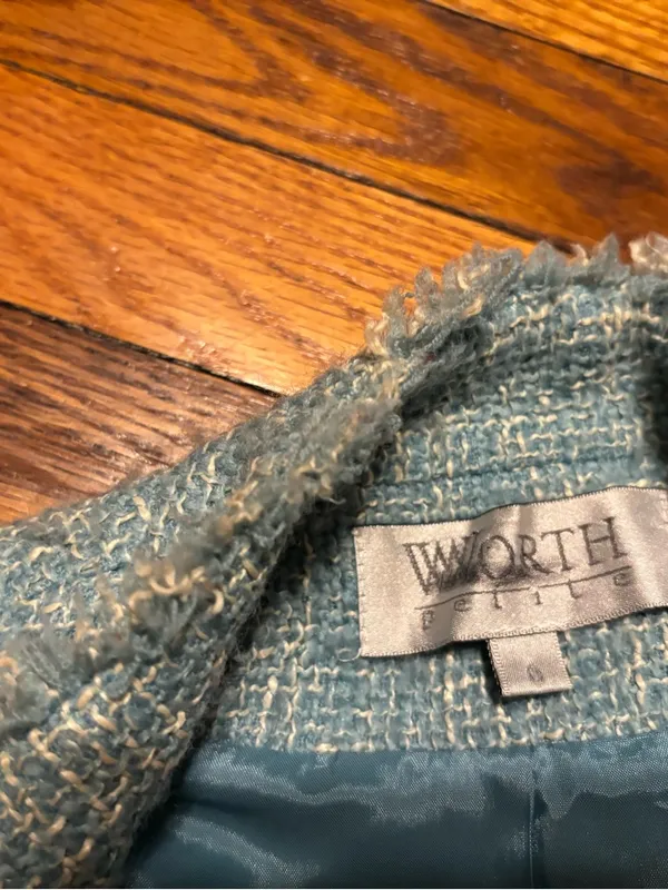 Worth Light Blue Tweed Bouclé Jacket size 6 - Image 2