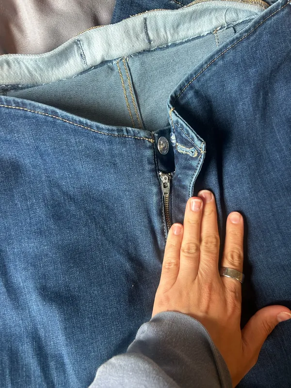 Free People Isla Jeans Slim Flare - Image 3