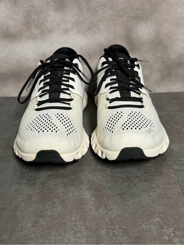On Running Cloud X Women's White/Black Running Shoes Size 7.5 - Image 5