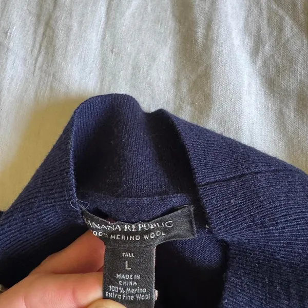 Banana Republic 100% Merino Wool Navy Mock Neck Sweater Tall L 90s Minimalist - Image 3