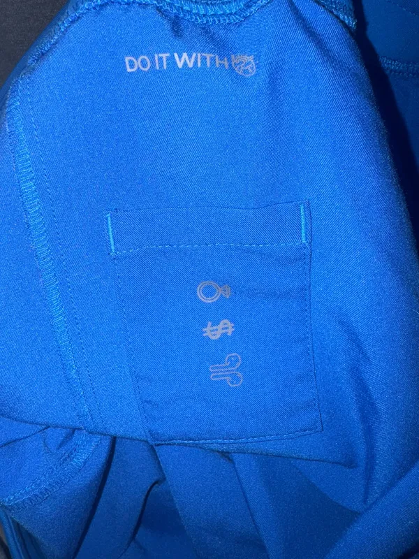 FIGS Scrubs Set - Image 6