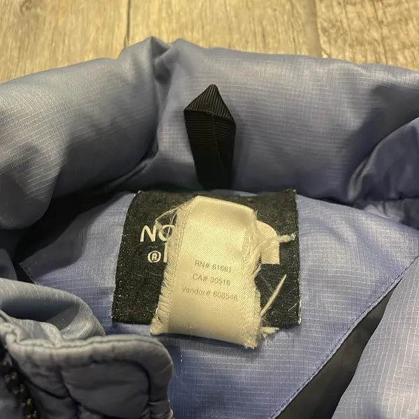 The North Face women’s puffer jacket - Image 4