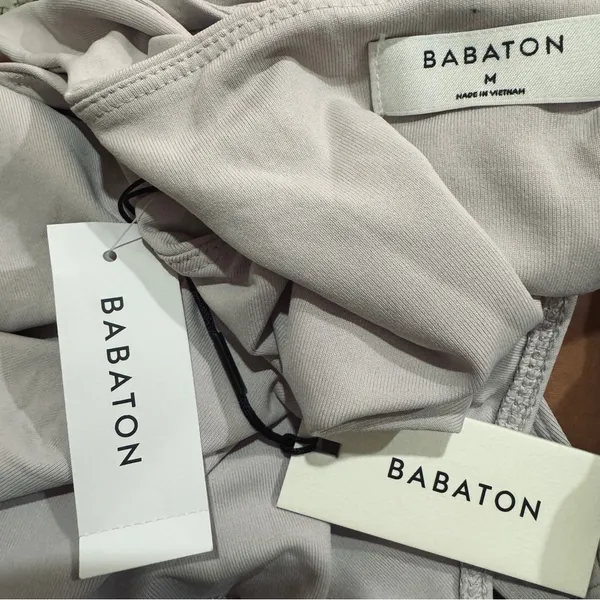 Babaton contour bodysuit in mauve NEW - Image 9