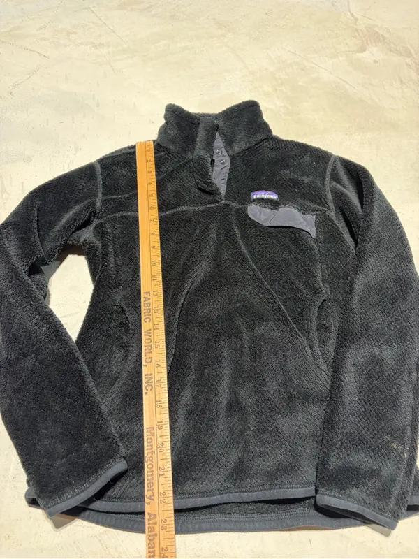 Patagonia Black Fleece retool Snap-T Pullover medium - Image 4