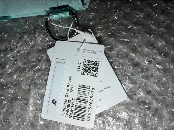 Lululemon Clippable Card Pouch - Image 5
