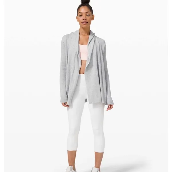 Lululemon Women's Sundown Sweater Wrap Gray - Image 2