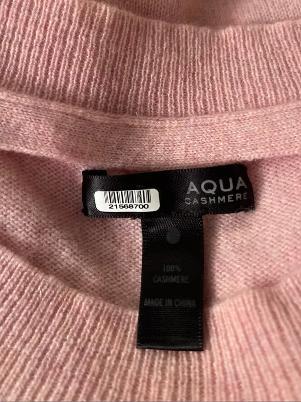 Aqua Soft Pink Cashmere Crewneck Long Sleeve Sweater Size M - Image 4